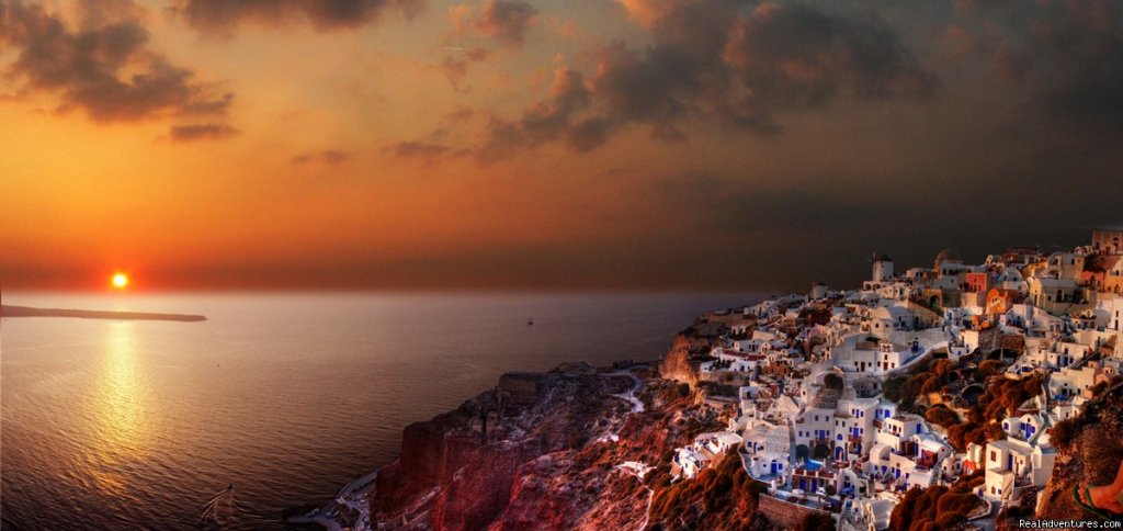 Oia Sunset | Renew Your Spirit Retreats in Greece | Santorini, Greece | Spiritual | Image #1/4 | 