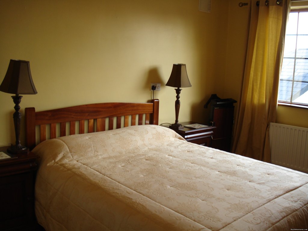 Room King bed | Avila B&B | Image #2/3 | 