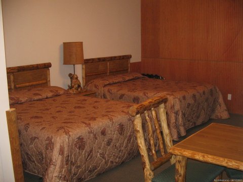 Special room East sui8te with custom log furniture