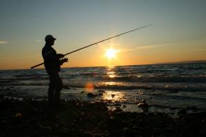 Clyde Holscher Guide Lines Guide Service | Topeka, Kansas | Fishing Trips