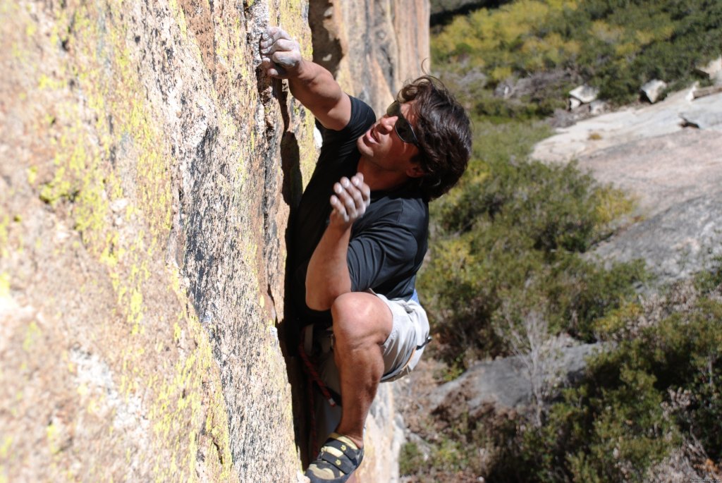 Rock Climbing Yosemite (SYMG collection) | Southern Yosemite Mountain Guides | Image #12/19 | 