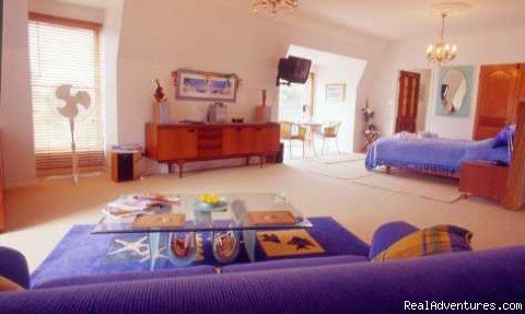 Honeymoon Suite | Sydneys Palm Beach Chateau Sur Mer Exclusive B&B | Image #2/20 | 