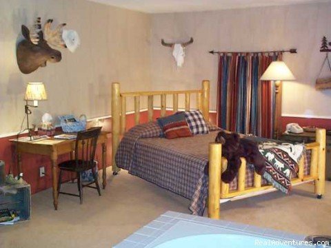 George's Jacuzzi Room | Munro House Bed & Breakfast and Spa | Jonesville, Michigan  | Bed & Breakfasts | Image #1/10 | 