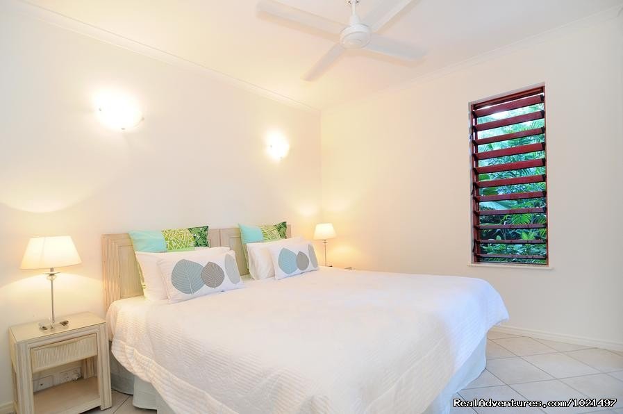 main bedroom | Oasis at Palm Cove | Image #3/15 | 