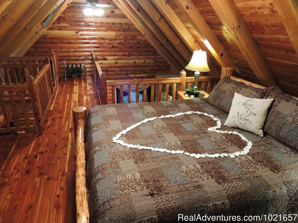 Romantic Secluded Cabins--Donna's Premier Lodging | Image #19/19 | 