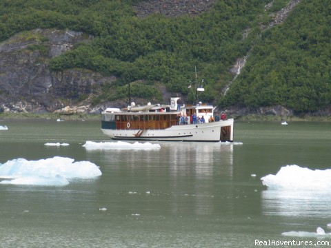 Alaska Yacht Charters aboard Discovery Photo