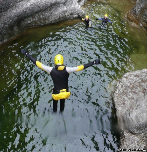 Canyoning Tour Swiss Cheese | Crocodile Sports Oudoor Adventure Gmbh | Image #13/18 | 