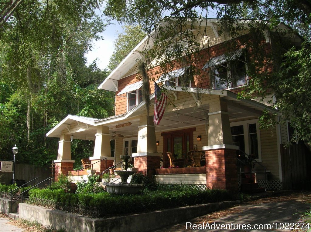 Grady House Bed & Breakfast | Historic Inn & Romantic B & B - Grady House | High Springs, Florida  | Bed & Breakfasts | Image #1/14 | 