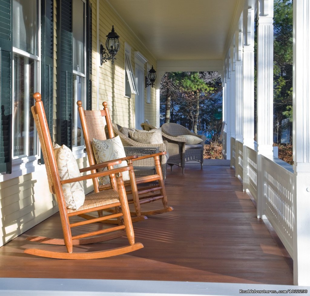 Outdoor Relaxation | The Jackson House Inn | Image #10/10 | 