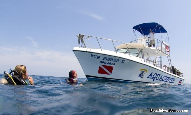 One of three custom dive boats | Costa Rica Beach-Mountain Adventure 11 Day/10 Nts | Image #8/22 | 