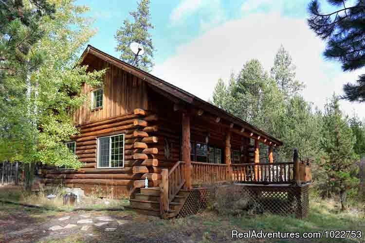 Maluhia Log Cabin | DiamondStone Guest Lodges,  gems of Central Oregon | Image #4/16 | 