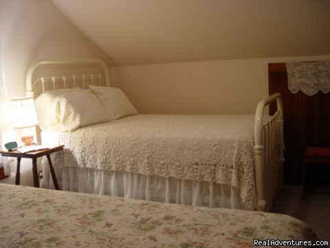 Meet family & friends at I-70 B & B: Butterfly Room
