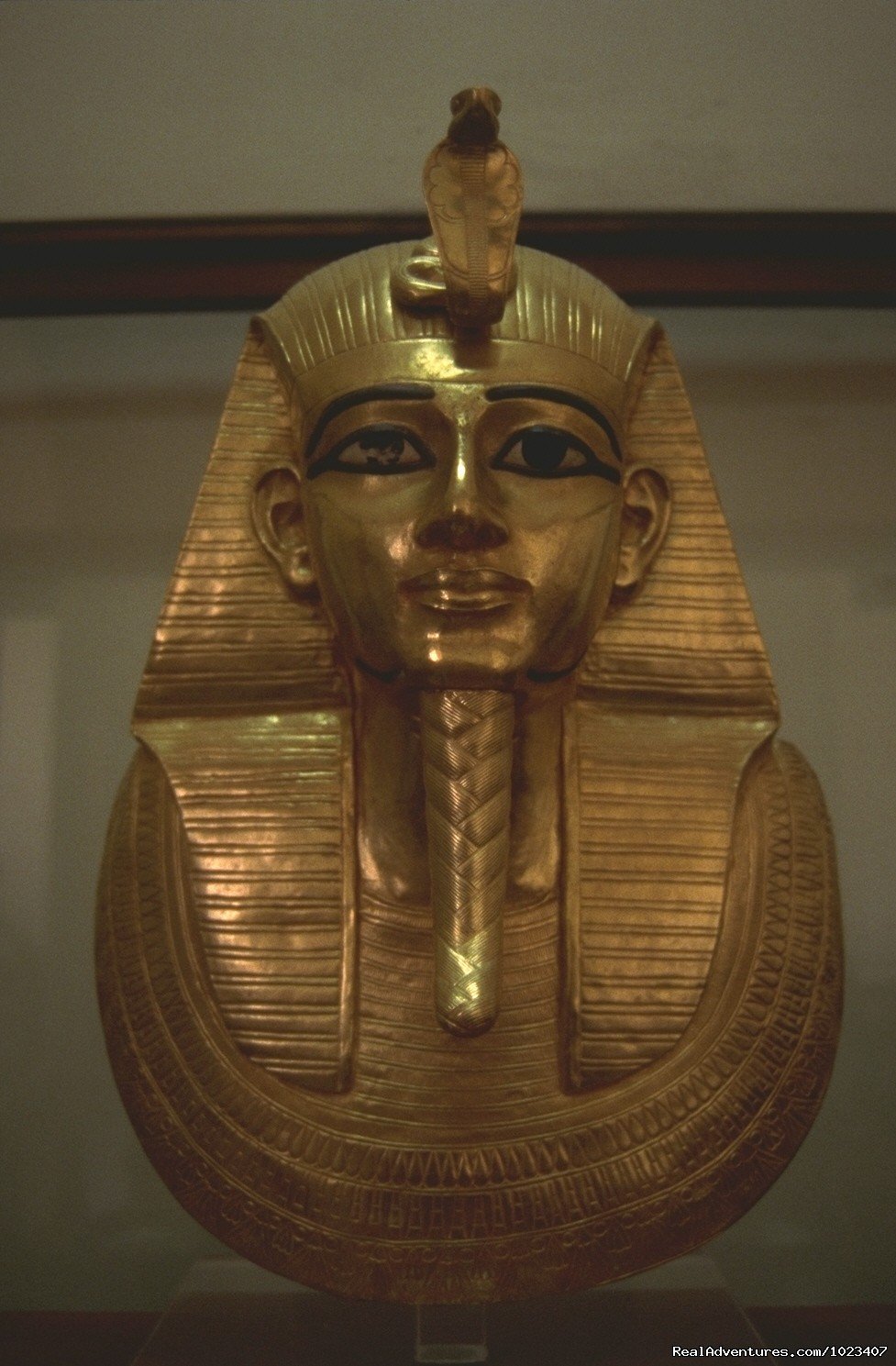 Egypt Uncovered, Golden Death Mask | Egypt Uncovered | Nile Valley, Egypt | Sight-Seeing Tours | Image #1/1 | 