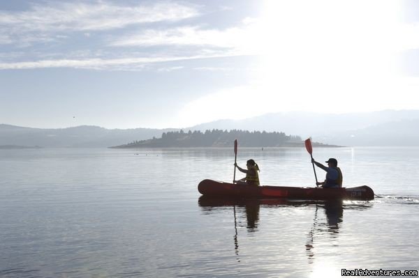 Boat and Canoe Hire Available | Discovery Holiday Park Jindabyne | Image #3/6 | 