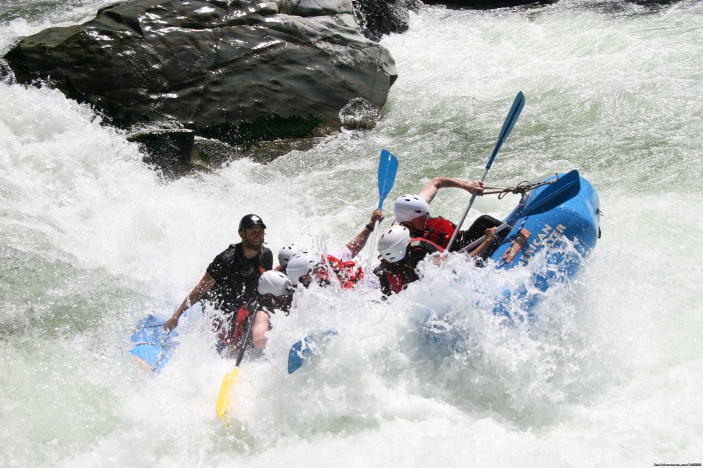 North Fork American River | American Whitewater Expeditions Rafting Adventures | Image #22/26 | 