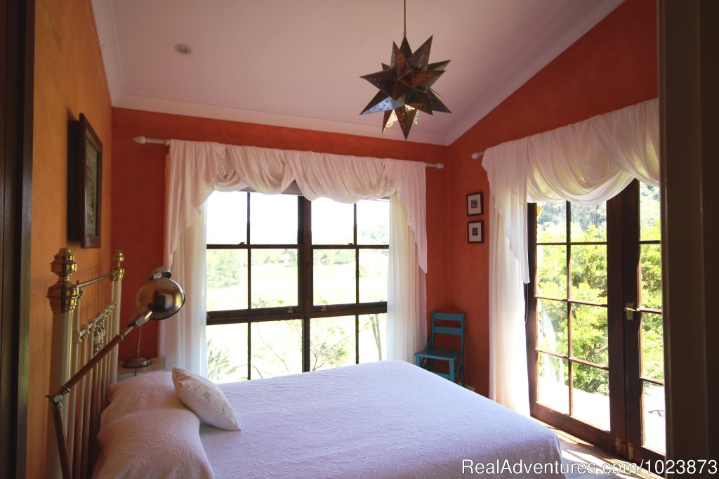 Santa Fe bedroom | Friday Creek Retreat | Image #6/11 | 