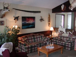 Alaska Longmere Lake Lodge B&B | Soldotna, Alaska | Vacation Rentals