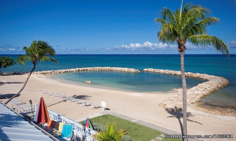 Sunset Cove Condos Beach and Swimming Cove | Vacation Rentals, Seven Mile Beach, Grand Cayman | George Town, Cayman Islands | Vacation Rentals | Image #1/26 | 