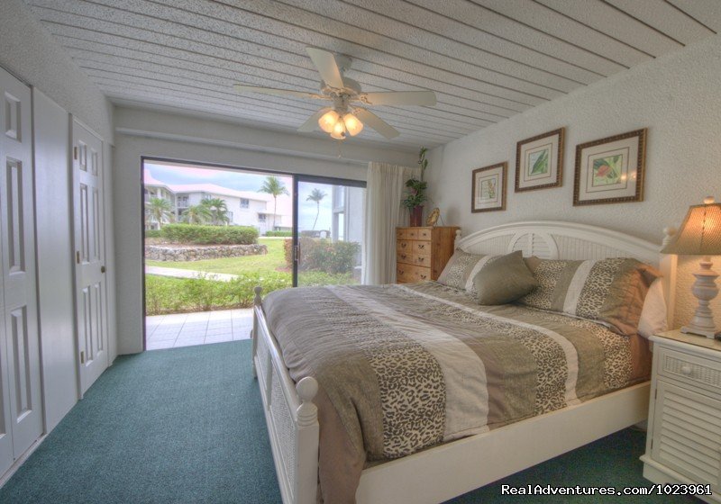 Sunset Cove Condos | Vacation Rentals, Seven Mile Beach, Grand Cayman | Image #12/26 | 