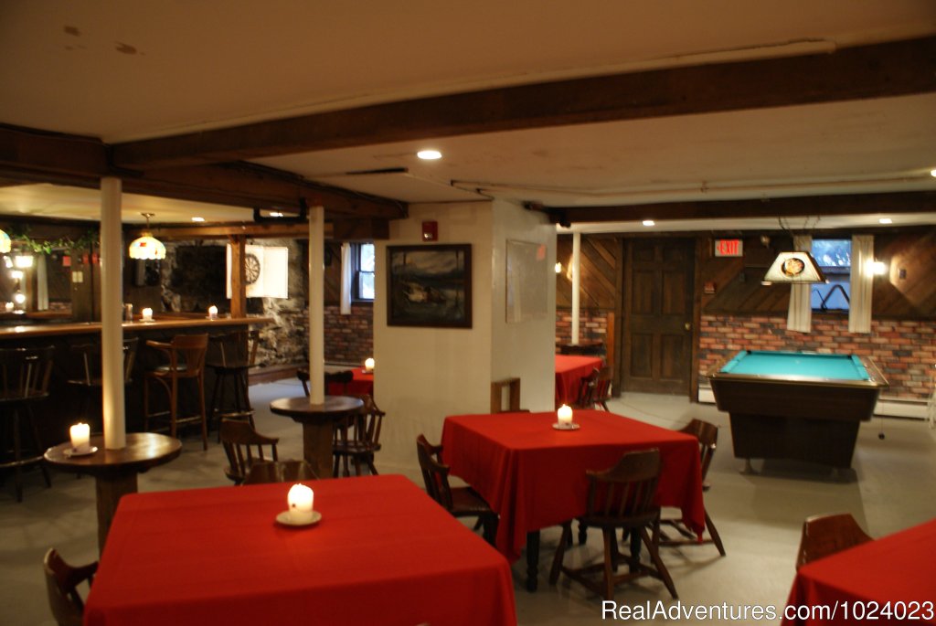 Tavern | Echo Lake Inn | Image #16/17 | 