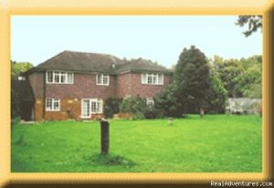 Beautiful Guest house close to Gatwick Airport | Crawley, Sussex, United Kingdom | Bed & Breakfasts