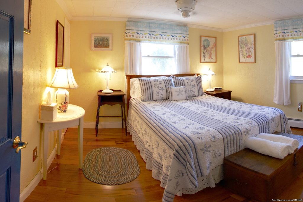 Beach Rose Room | A Beach House Oceanfront Bed & Breakfast | Image #7/13 | 