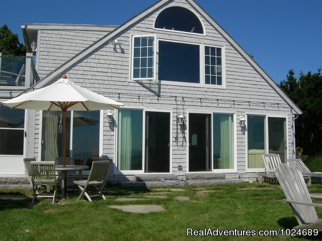 A Beach House Oceanfront Bed & Breakfast Photo