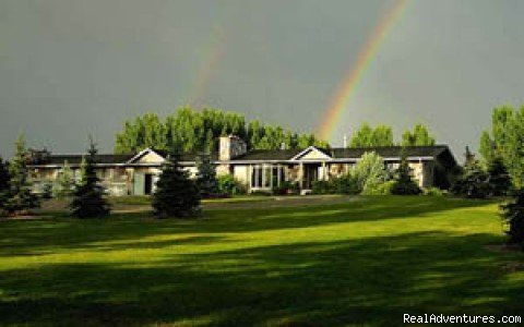 front | Cindy's Bed and Breakfast | Calgary, Alberta  | Bed & Breakfasts | Image #1/16 | 