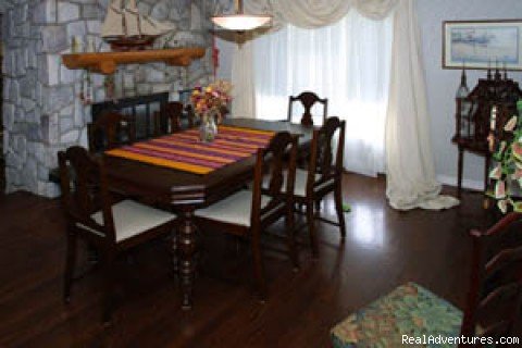 dining room | Cindy's Bed and Breakfast | Image #4/16 | 