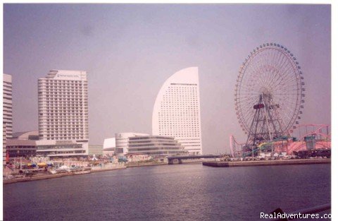 Yokohama skyline | Japan is a mix of East and West | Image #3/4 | 