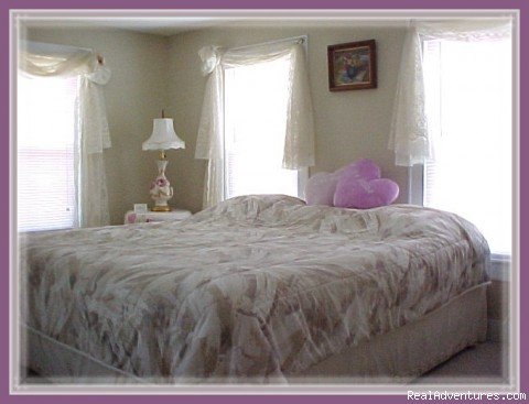 Suite Romance | Seaside Inn Bed & Breakfast | Hatteras, North Carolina  | Bed & Breakfasts | Image #1/3 | 