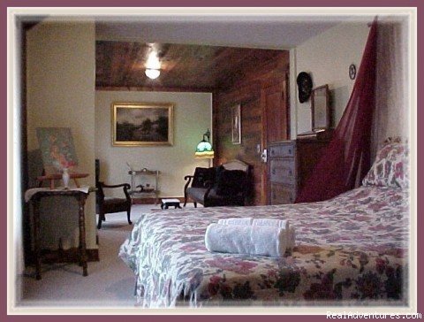 The Victorian Room | Seaside Inn Bed & Breakfast | Image #2/3 | 