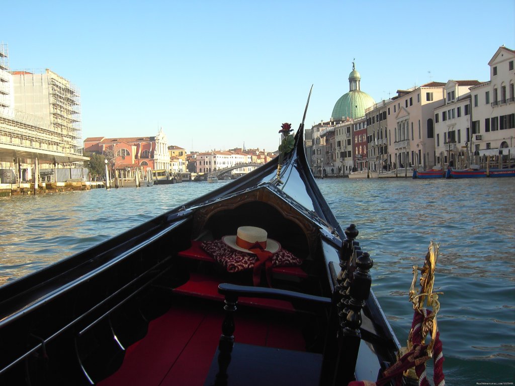 Gondola Tours in Venice | Artviva | Image #3/11 | 