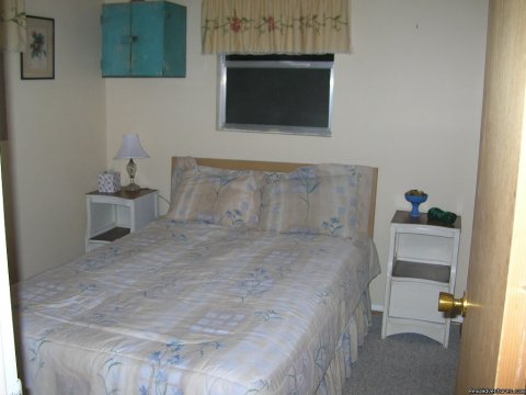 Bedroom - linens & towels furnished