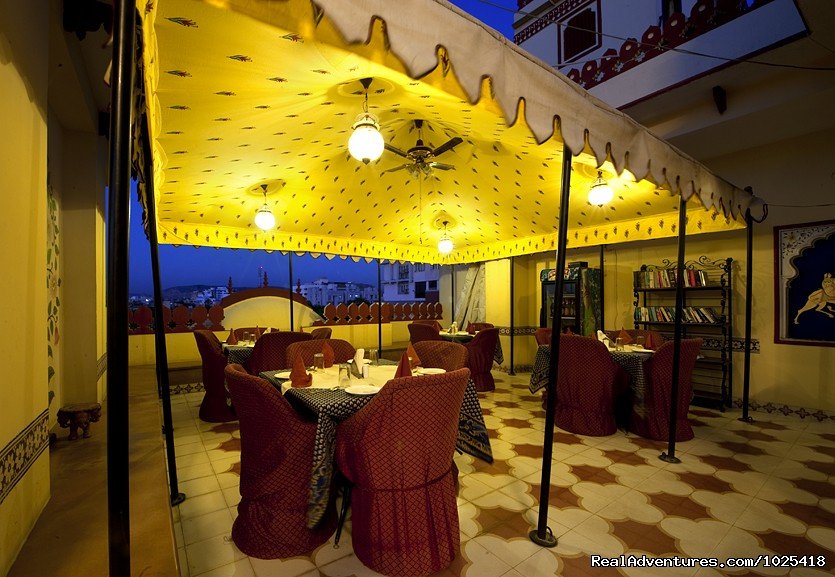 Umaid Mahal a Heritage style 3 star hotel  jaipur | Image #2/17 | 