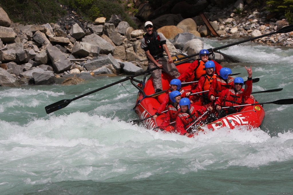 Last Waltz Rapid, Middle Canyon, Kicking Horse River | Whitewater Rafting | Image #5/14 | 