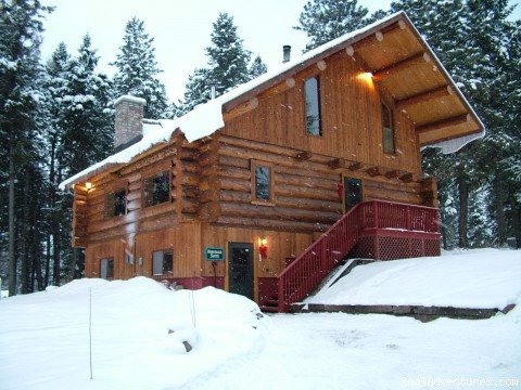 1st Class Lodging | Rich Ranch Winter Snowmobiling Adventures | Image #3/15 | 