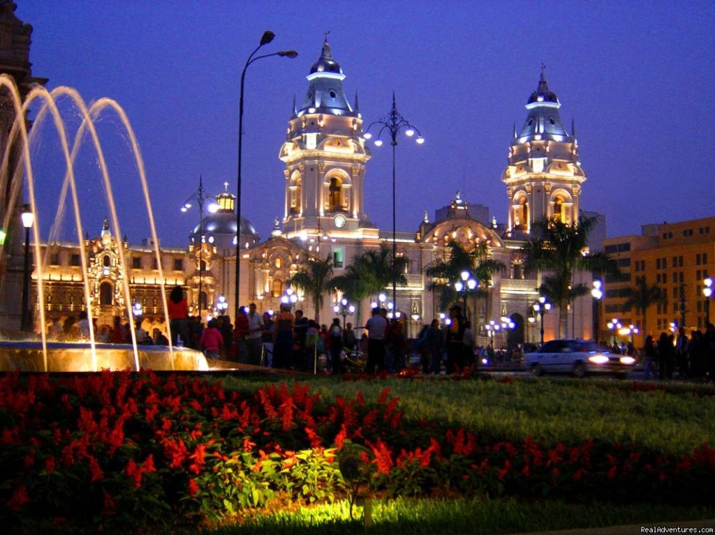 Lima - Plaza Mayor | South American Tours | Image #3/4 | 