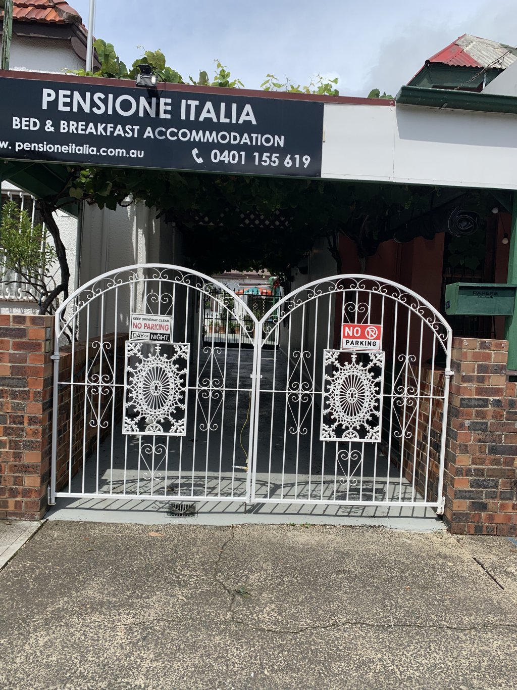 Pensione Italia B&b Accommodation(casa Vacanze) | Sydney, Australia | Bed & Breakfasts | Image #1/6 | 