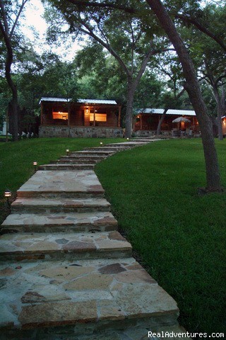 Cabins on Luxury Riverfront Cabins  Hideout Cabins On The Guadalupe