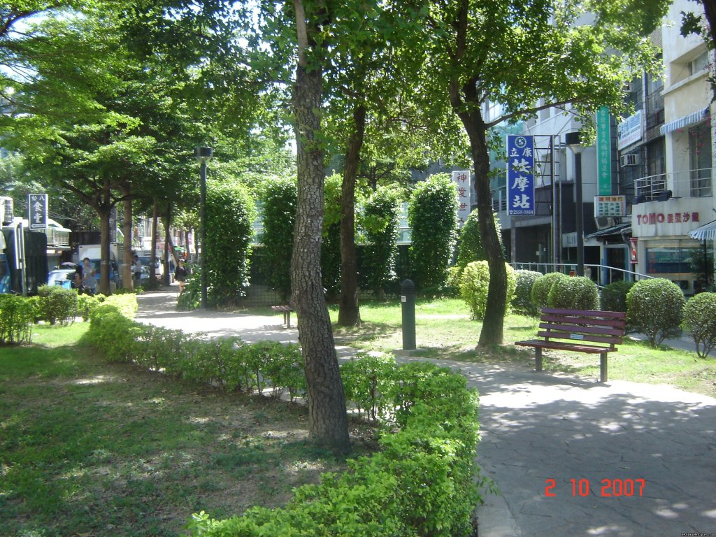 Park behind the ZhongShan MRT Exit one | TaiwanMex  Guest  House | Image #6/7 | 