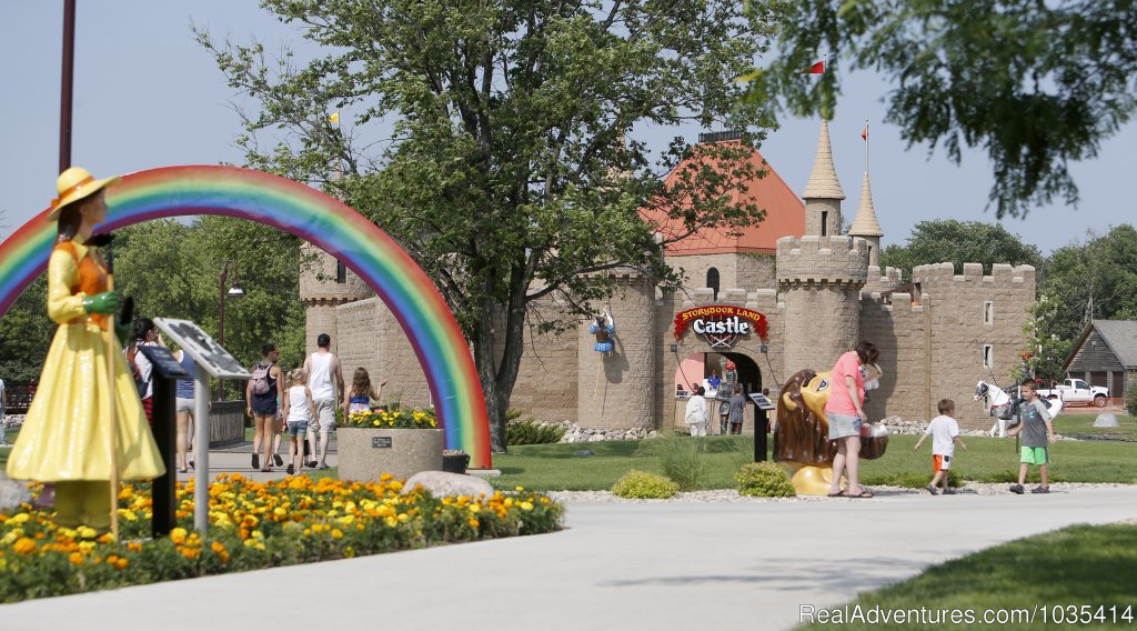 Storybook Land & the Castle | Wylie Park Campground & Storybook Land theme park | Image #3/11 | 