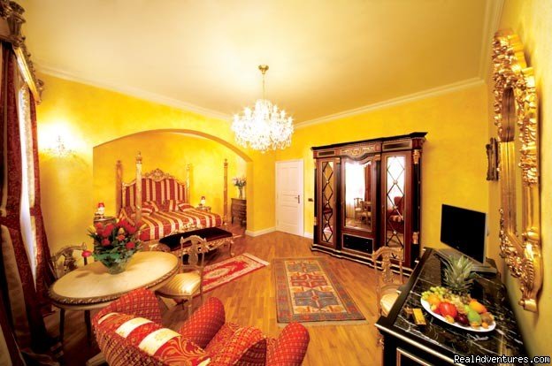 Junior Suite | Alchymist Grand Hotel and Spa ***** | Image #4/9 | 