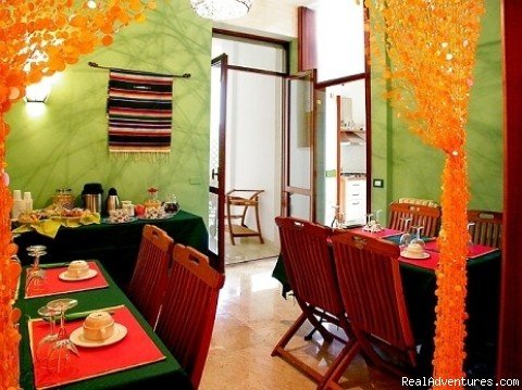breakfast room | Inn Centro Bed and Breakfast - Lecce - Italy | Lecce, Italy | Bed & Breakfasts | Image #1/7 | 