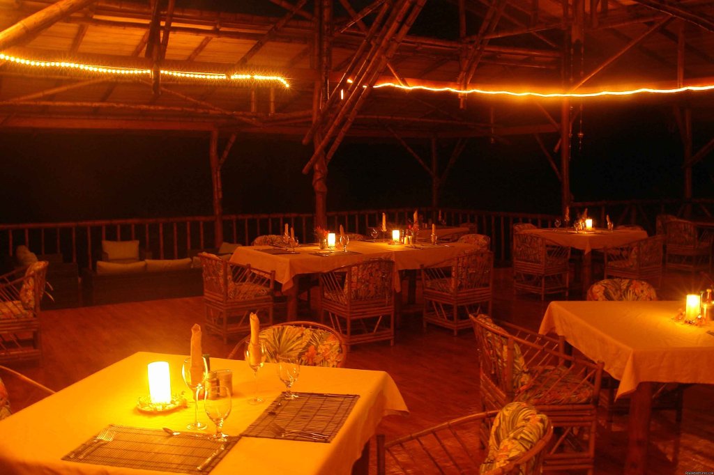 Restaurant | Luxury Rainforest Wildlife Lodge - Osa Peninsula | Image #4/11 | 