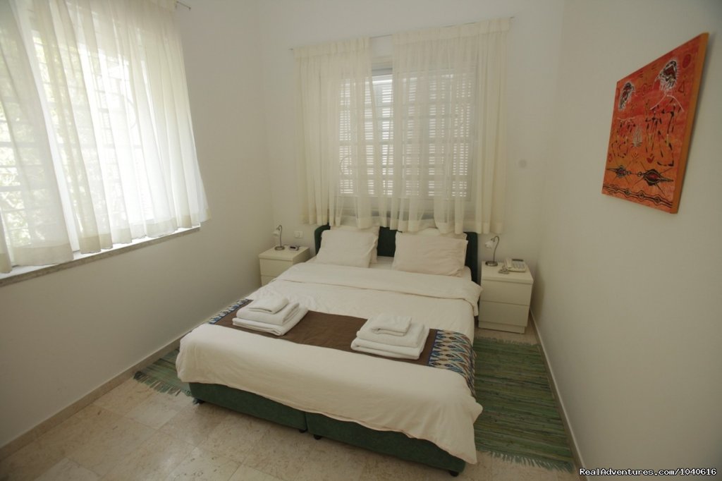 Good beds, with all the comforts of home | Stylish Vacation Apartments in Jerusalem | Image #8/14 | 