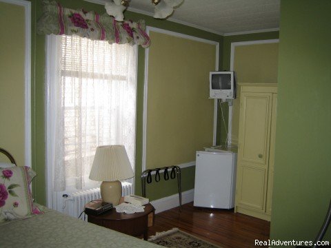 Bedroom | Historical B & B in the heart of Newport, RI | Image #4/8 | 