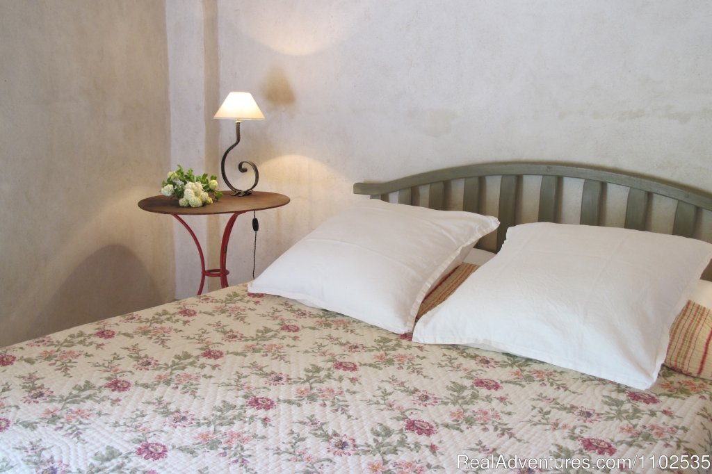 Bedroom La Feniere | Charming Holidays Rental & Guest House | Image #9/22 | 