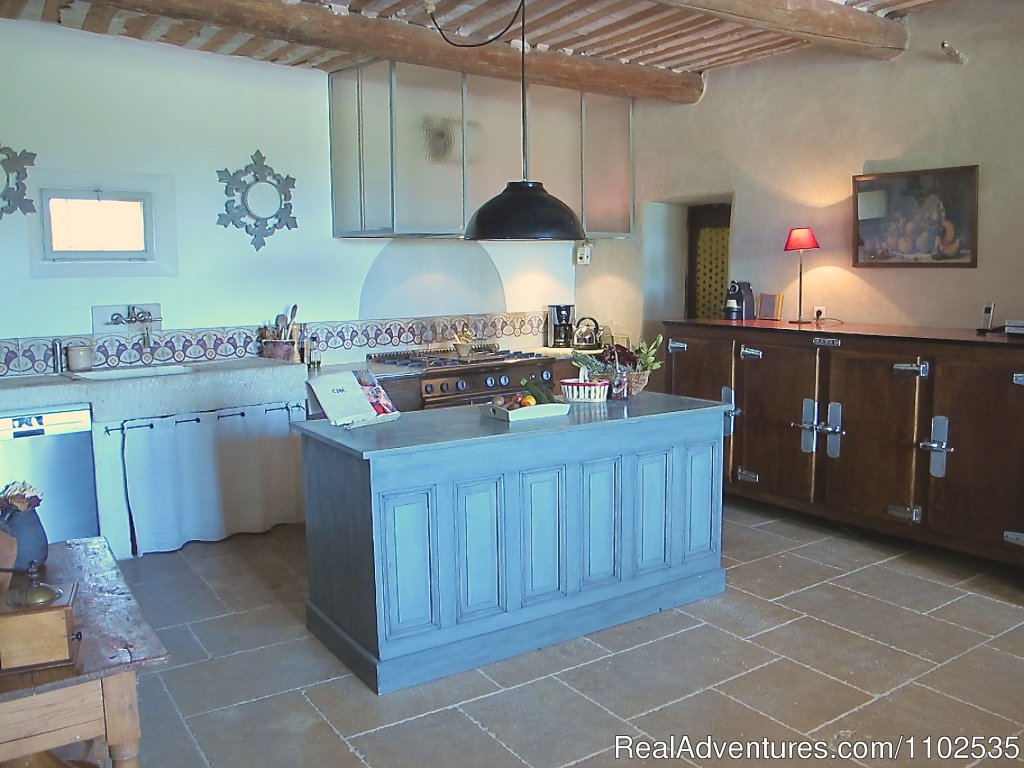 Professional Provencal Kitchen | Charming Holidays Rental & Guest House | Image #19/22 | 