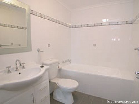 2 bathrooms | Blacktown Waldorf Serviced & Furnished Apartments | Image #4/7 | 